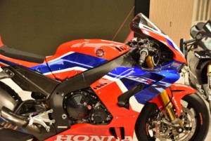 CBR1000RR-R