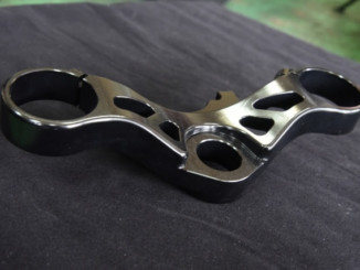 カワサキZ900RS 用トップブリッジ・セパレートハンドルキット