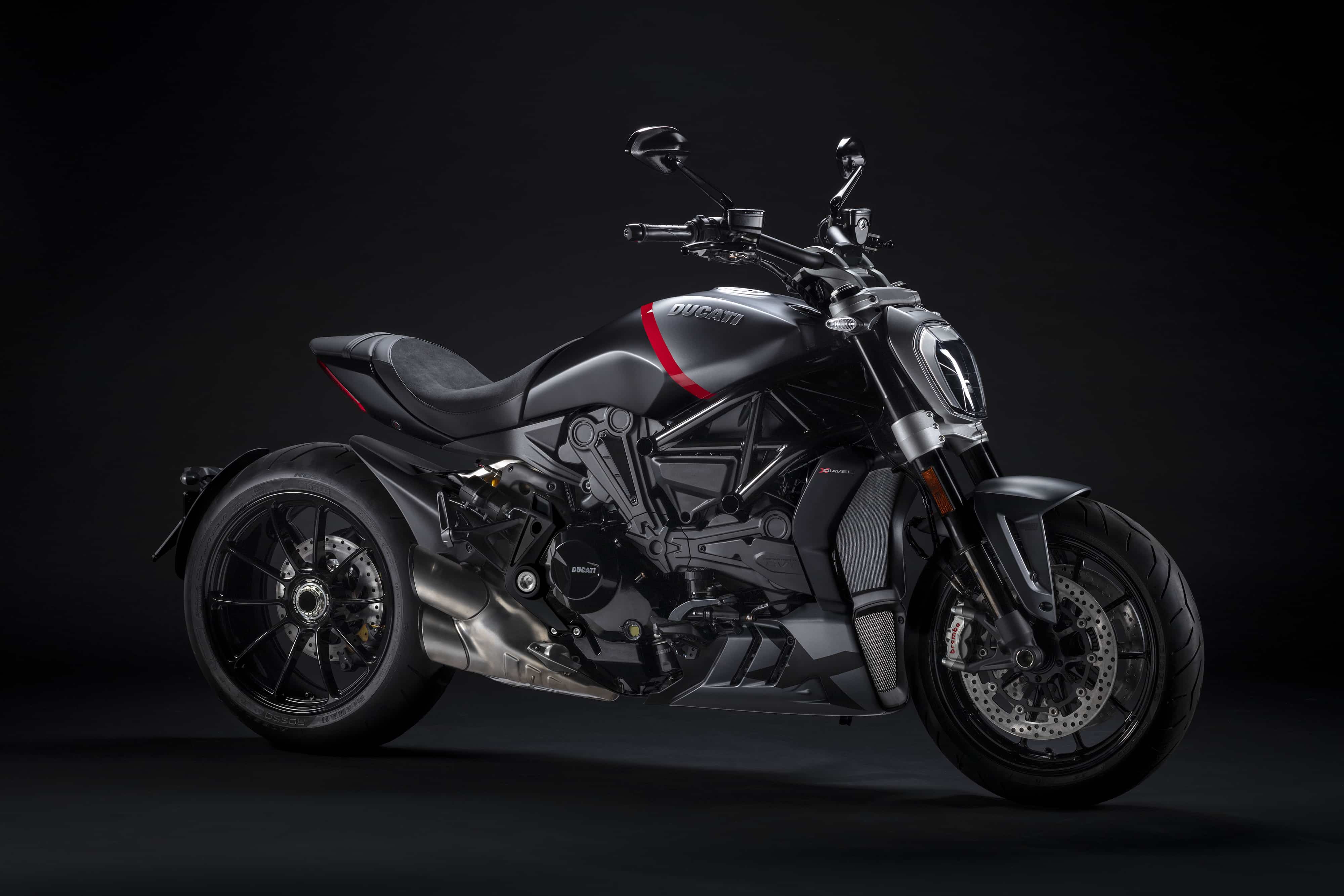 Ducati　2021年モデルのディアベルとドゥカティスクランブラーを発表