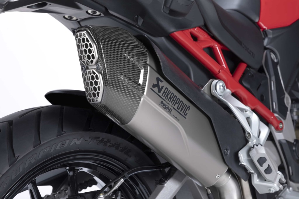 Ducati　ムルティストラーダV4用のサーキット走行用エグゾースト・ユニット、型式認証済みサイレンサーを発表