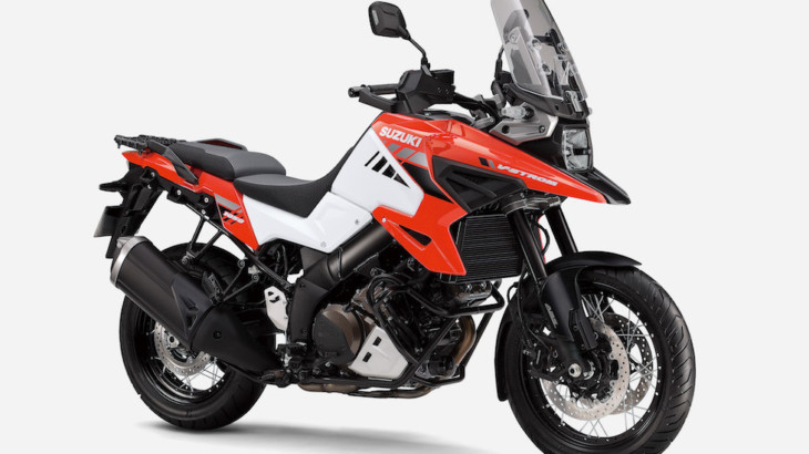 スズキ　V-STROM(ブイストローム)1050、V-STROM 1050XTのカラーリングを変更して発売