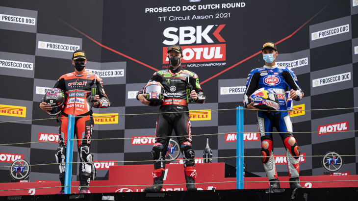 ピレリ（Pirelli）レースレビュー　FIM スーパーバイク世界選手権(SBK)オランダ戦レース1