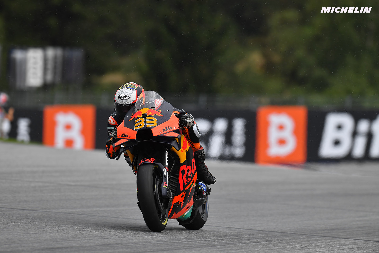 MotoGP2021オーストリアGP　優勝ブラッド・ビンダー「運命の女神は勇者に味方する」