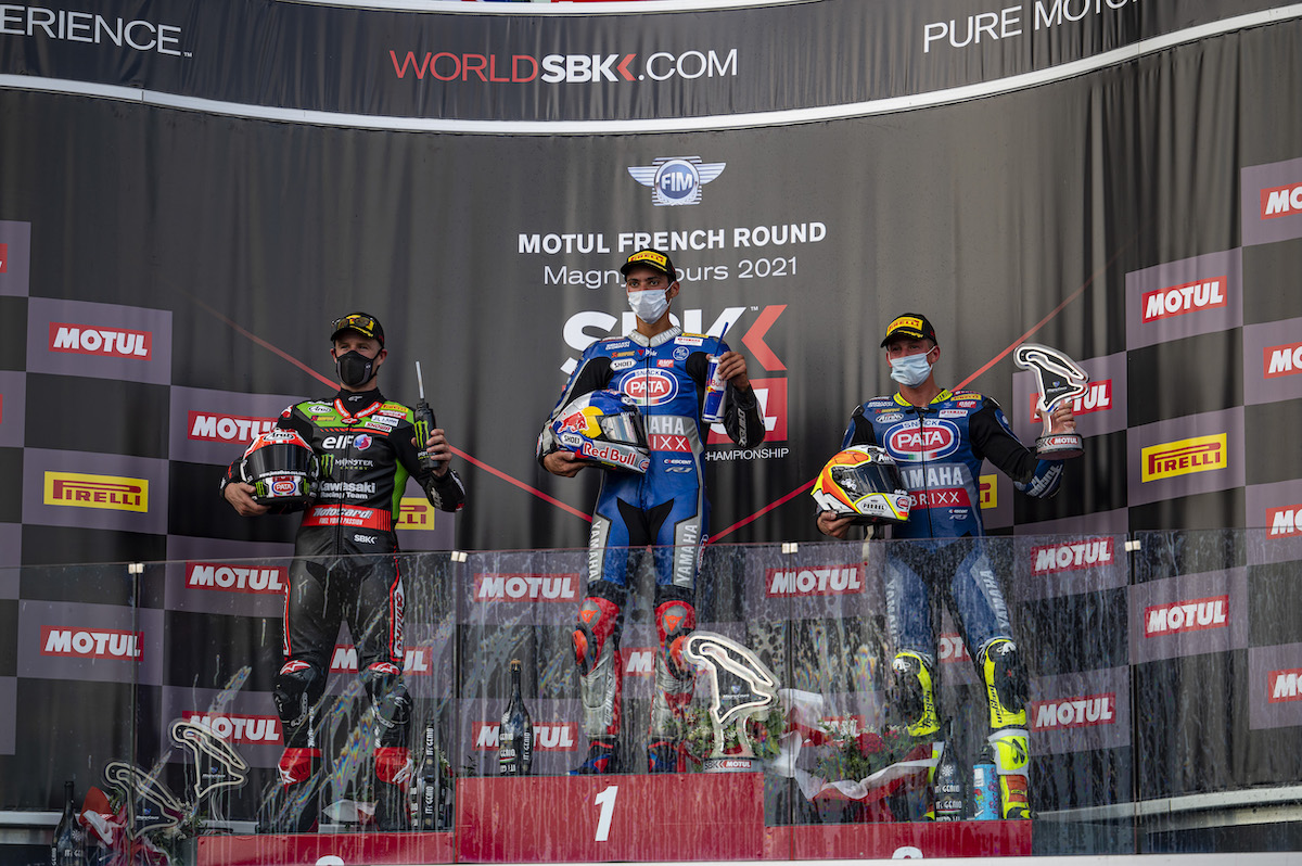 ピレリ（Pirelli）レースレビュー　FIM スーパーバイク世界選手権(SBK)フランス戦レース1
