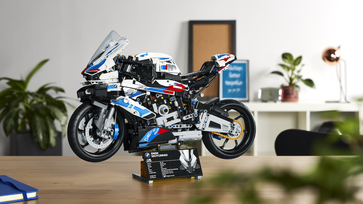 BMW Motorrad／LEGOグループ　レゴ テクニック BMW M 1000 RRを発表