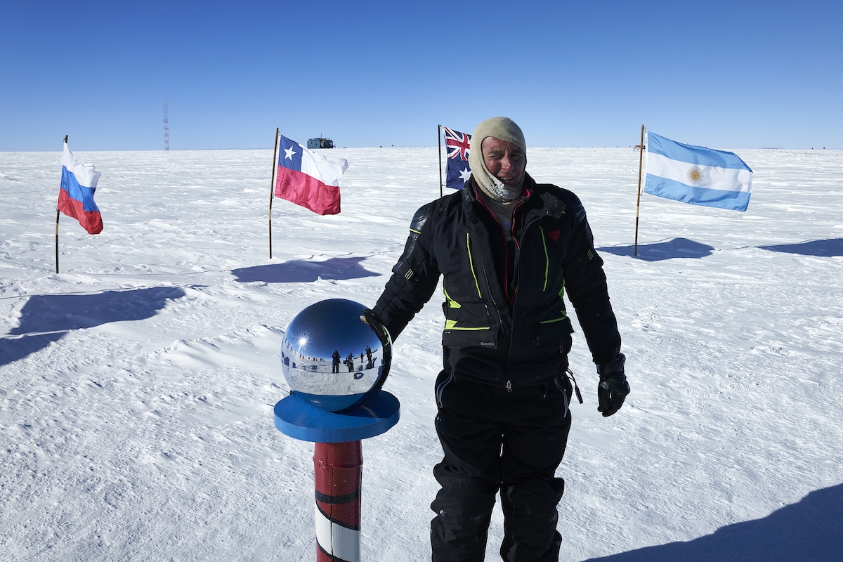 ロイヤルエンフィールド（Royal Enfield）　南極走破プロジェクト写真ギャラリー