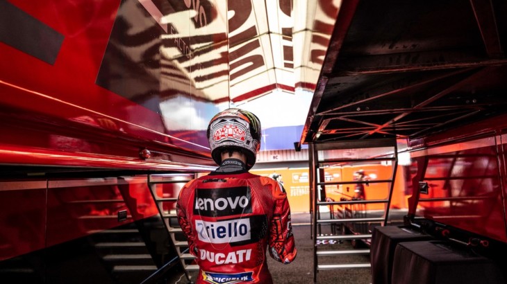 MotoGP2022イギリスGP初日総合 11位フランチェスコ・バニャイア「明日もトップ10が狙えると思う」