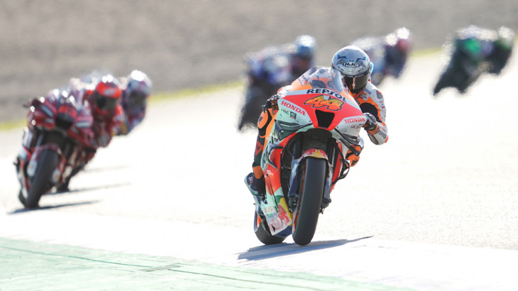 12位ポル・エスパルガロ「クアルタラロよりペースがあると感じていた」MotoGP2022日本GP