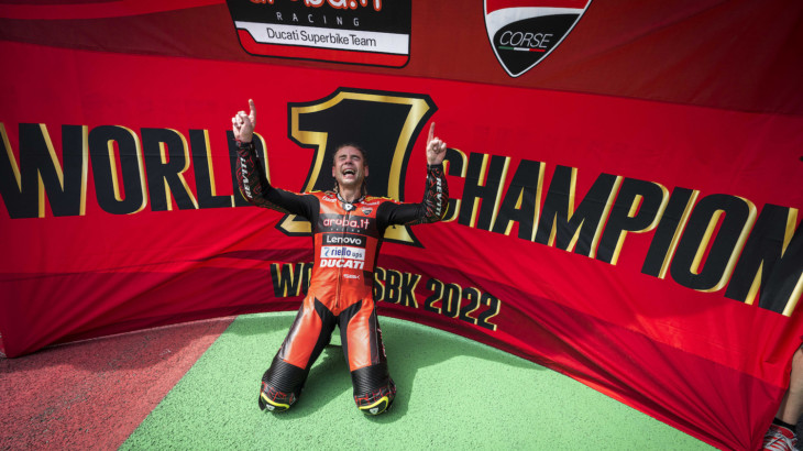 2022WSBKチャンピオン　アルヴァロ・バウティスタ「可能な限り最高の選手になろうと努力してきた」FIM スーパーバイク世界選手権(SBK)