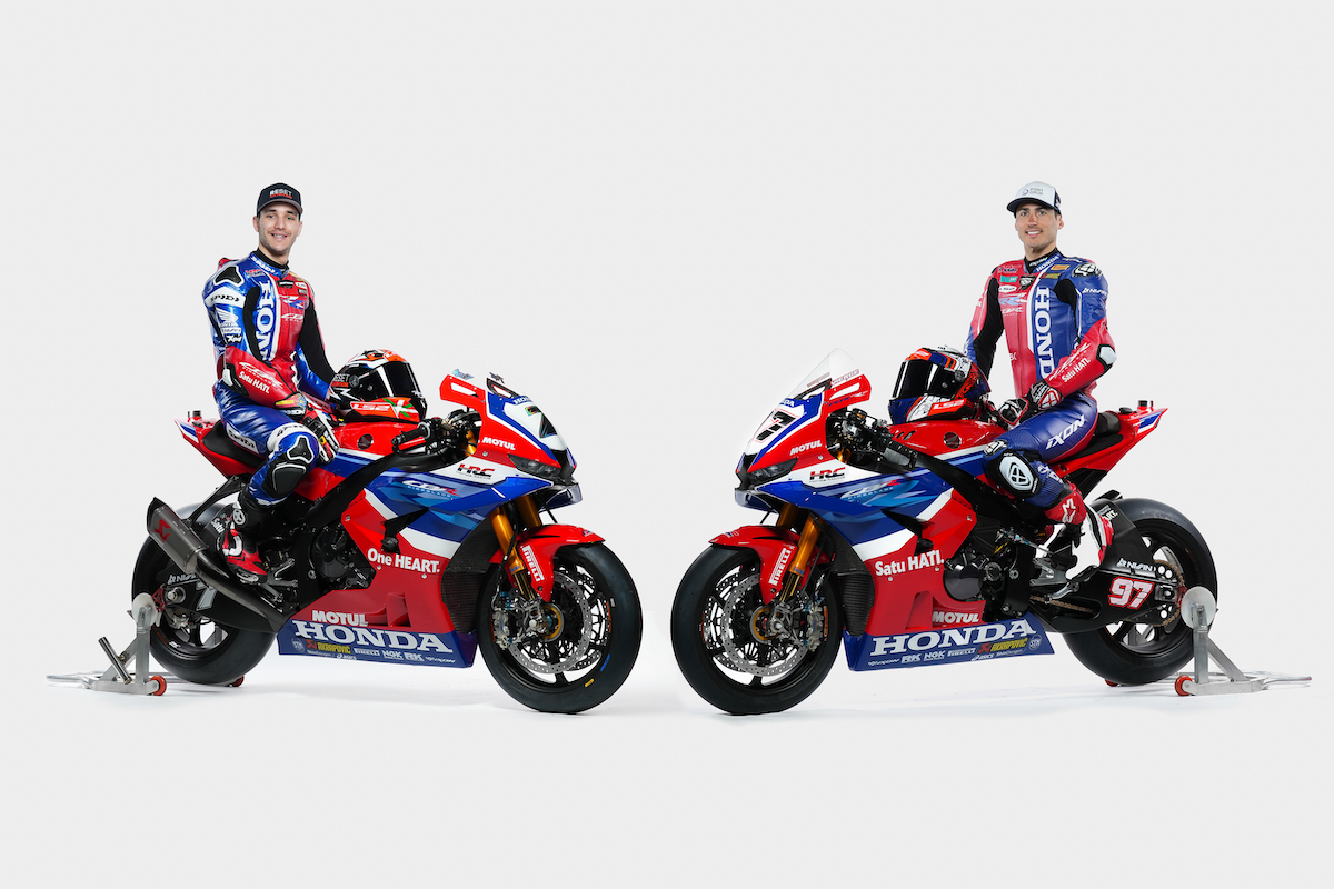 スーパーバイク世界選手権 25周年記念 写真集 「Superbike 25」 スーパーバイク世界選手権 SBK Rd.01 2月24-25日 オーストラリア