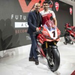V2_DUCATI_FUTURE_CHAMP_ACADEMY_EICMA _02__UC874541_High