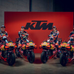 レッドブルKTM MotoGP開幕に向け2チームの体制を正式発表 MotoGP2026 732636_Red Bull KTM_Acosta_Binder_Bastianini_Vinales_MotoGP_2026_Photo_Red Bull KTM Factory Racing and Red Bull KTM Tech3 2026