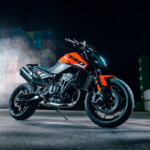 MY27 KTM 790 DUKE_9