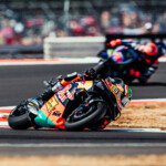 イギリスGP 8位ブラッド・ビンダー「最後までグリップが残っていたので、少しタイヤに優しくしすぎたかもしれない」 Brad Binder 2026 MotoGP Silverstone Sunday